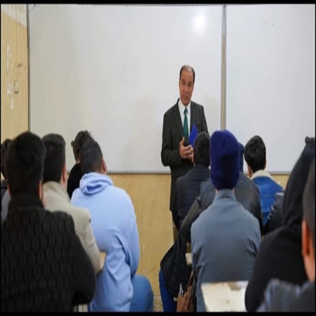 اعلام جامعة بابل - كلية الادارة والاقتصاد