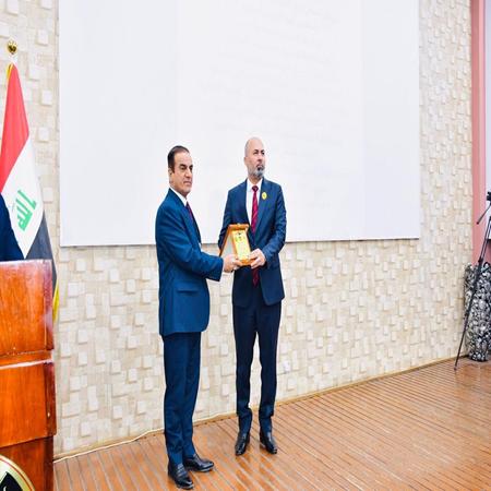 اعلام جامعة بابل - كلية الادارة والاقتصاد