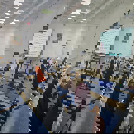 اعلام جامعة بابل - كلية الطب