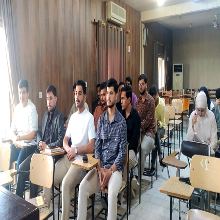 اعلام جامعة بابل - كلية الادارة والاقتصاد