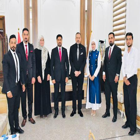 اعلام جامعة بابل - كلية الادارة والاقتصاد
