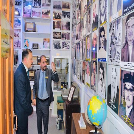 اعلام جامعة بابل - كلية الادارة والاقتصاد