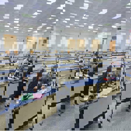 اعلام جامعة بابل - كلية الطب