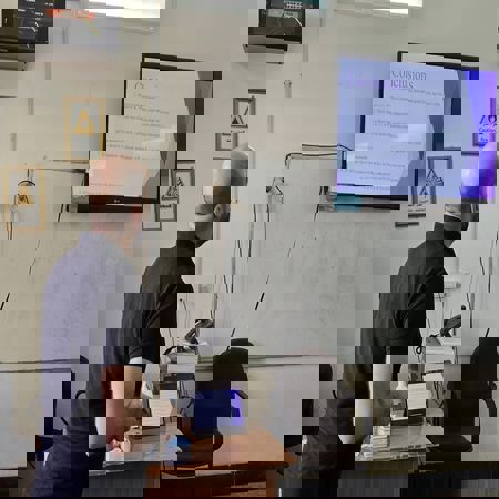 اعلام جامعة بابل - كلية الطب