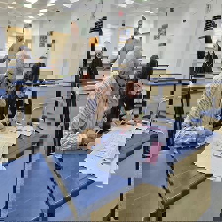 اعلام جامعة بابل - كلية الطب