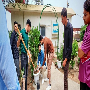 اعلام جامعة بابل - كلية الادارة والاقتصاد