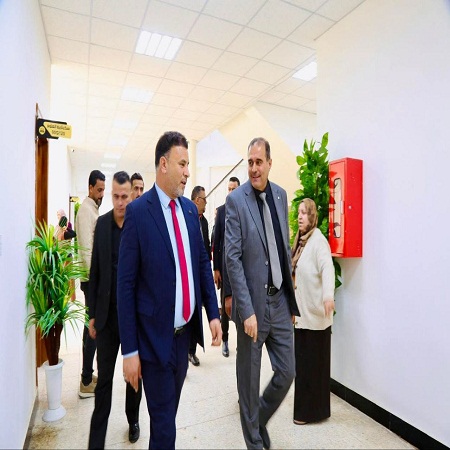 اعلام جامعة بابل - كلية الادارة والاقتصاد