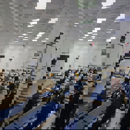 اعلام جامعة بابل - كلية الطب