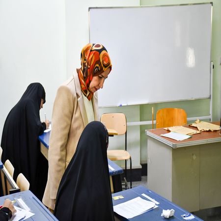 اعلام جامعة بابل - كلية الطب