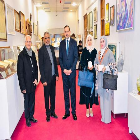 اعلام جامعة بابل - كلية الادارة والاقتصاد