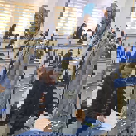 اعلام جامعة بابل - كلية الطب