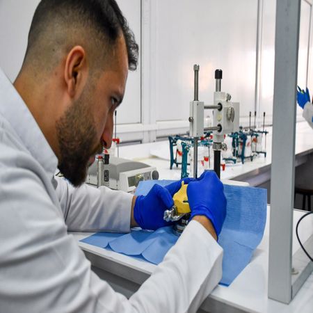 اعلام جامعة بابل - كلية الطب