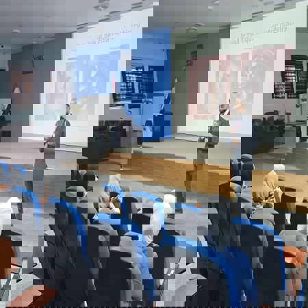 اعلام جامعة بابل - كلية الطب