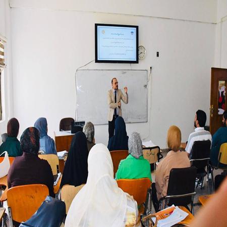 اعلام جامعة بابل - كلية الادارة والاقتصاد