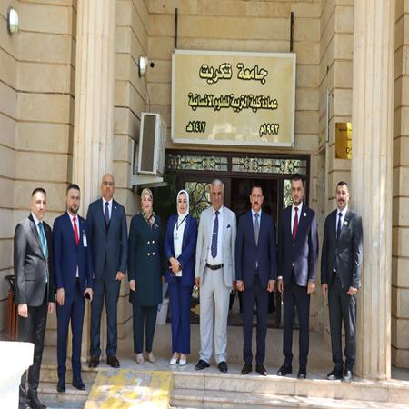 اعلام جامعة بابل - كلية الادارة والاقتصاد