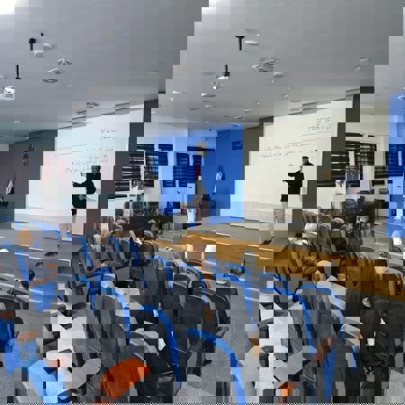 اعلام جامعة بابل - كلية الطب