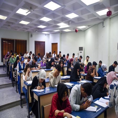 اعلام جامعة بابل - كلية الطب