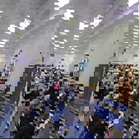 اعلام جامعة بابل - كلية الطب