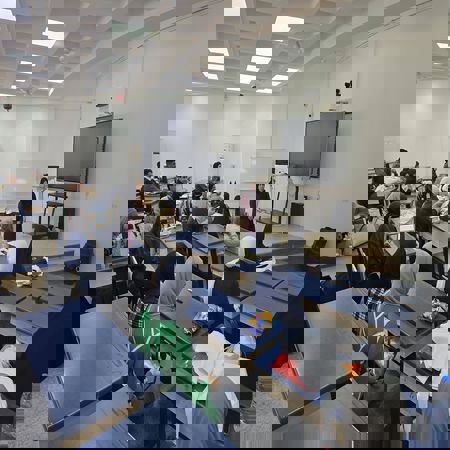 اعلام جامعة بابل - كلية الطب