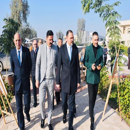 اعلام جامعة بابل - كلية الادارة والاقتصاد