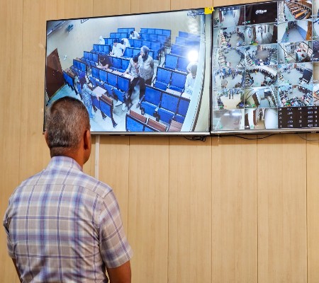 اعلام جامعة بابل - كلية الطب