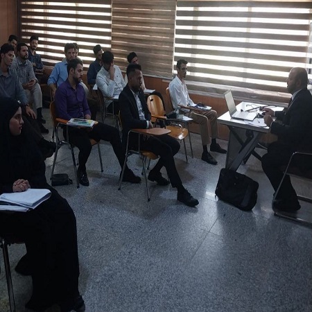 اعلام جامعة بابل - كلية الادارة والاقتصاد