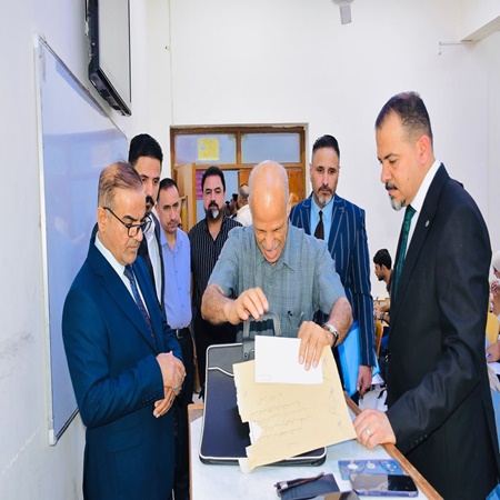 اعلام جامعة بابل - كلية الادارة والاقتصاد