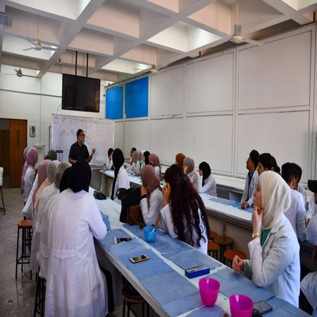 اعلام جامعة بابل - كلية الطب