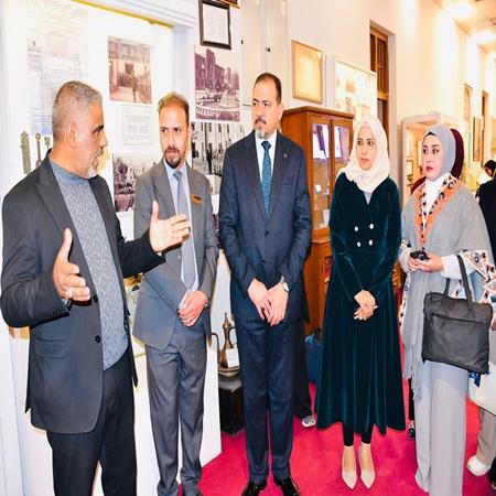 اعلام جامعة بابل - كلية الادارة والاقتصاد