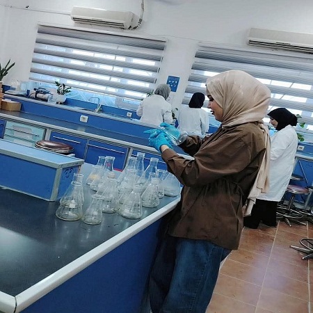 اعلام جامعة بابل - كلية الادارة والاقتصاد