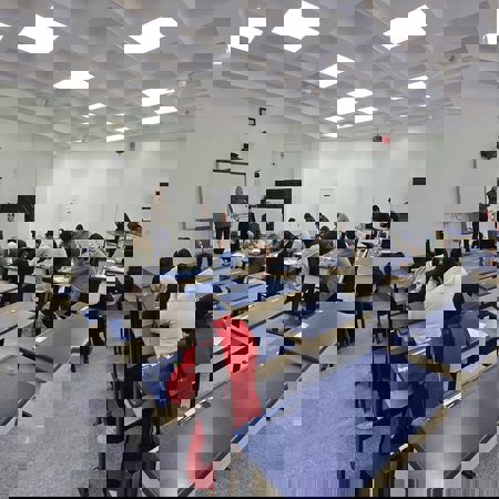 اعلام جامعة بابل - كلية الطب