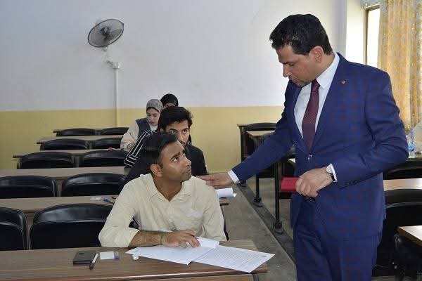 اعلام جامعة بابل