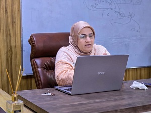 كلية تكنولوجيا المعلومات تقيم الورشة التعريفية للبطولة الوطنية للروبوتات وتطبيقات الذكاء الاصطناعي