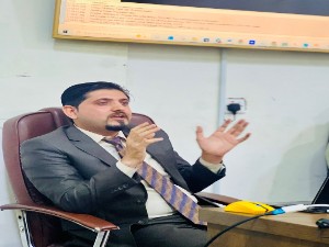 اعلام جامعة بابل