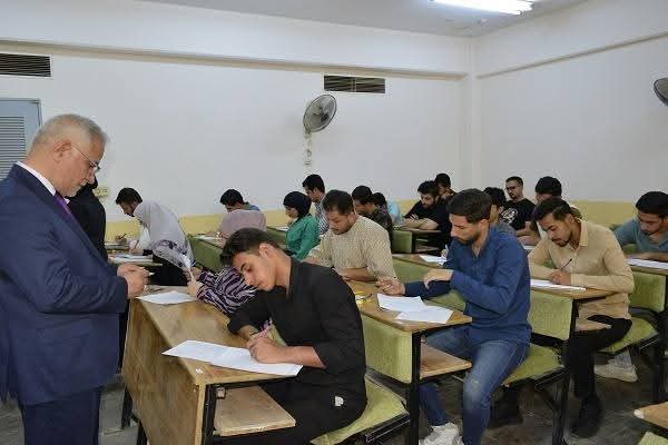 اعلام جامعة بابل