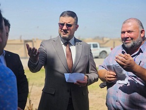 مساعد رئيس الجامعة للشؤون الإدارية يجري زيارة تفقدية لمشروع المختبرات العلمية في كلية العلوم للبنات