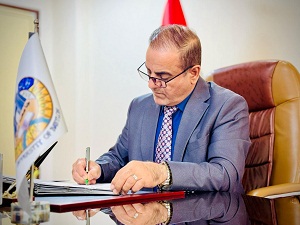 ضمن برنامجة الاسبوعي:رئيس جامعة بابل يستقبل عددا من الطلبة والمواطنين والمنتسبين للنظر بطلباتهم